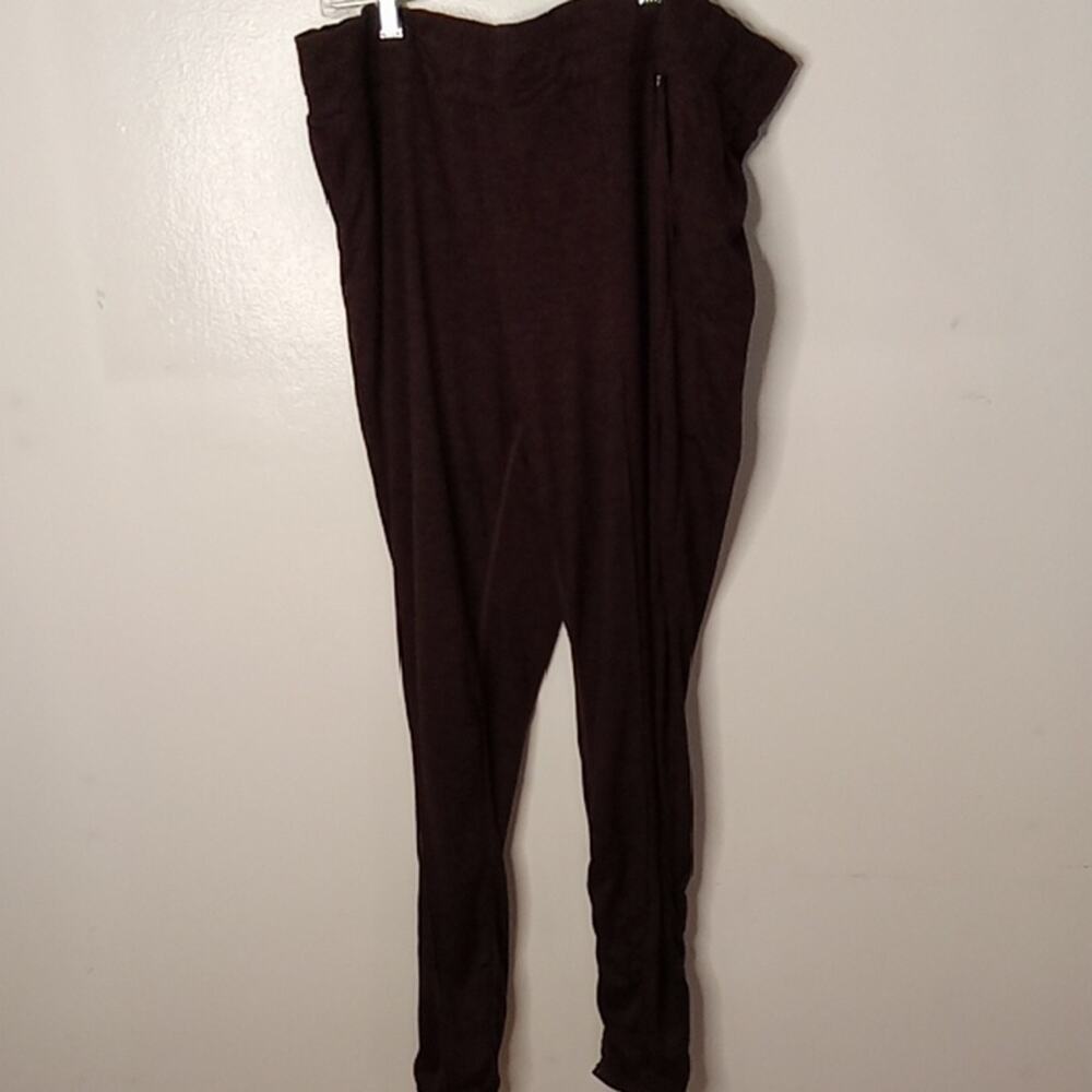 Gap Fit Women's Size Large Maroon Athletic pants. Activewear, Casual, Athleisure